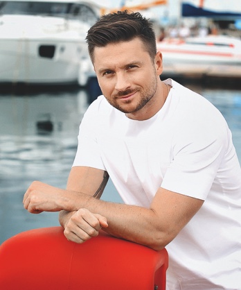 Сергей Лазарев